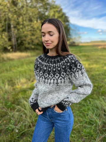 Handgestrickter Islandpullover - Nordur - Grau